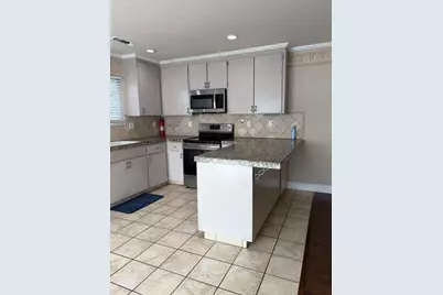 5070 Moss Creek Circle, Stockton, CA 95219 - Photo 14