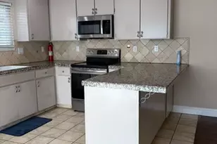 5070 Moss Creek Cir, Stockton, CA 95219 - Photo 14