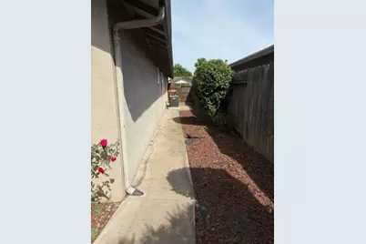 5070 Moss Creek Circle, Stockton, CA 95219 - Photo 32