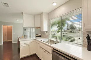 709 Prairie Ct, Galt, CA 95632 - Photo 10