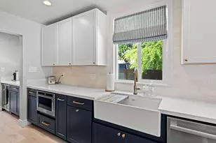 518 Fremont Way, Sacramento, CA 95818 - Photo 8