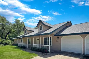 25124 Long Ct, Auburn, CA 95602 - Photo 2