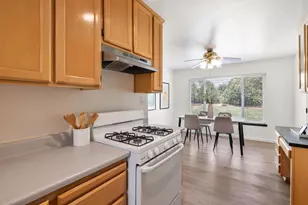 8717 Jonnie Way, Fair Oaks, CA 95628 - Photo 14