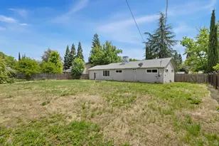8717 Jonnie Way, Fair Oaks, CA 95628 - Photo 24