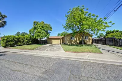 1907 Belcot Road, Sacramento, CA 95825 - Photo 2