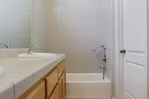 3437 Waterfront Cir, Stockton, CA 95209 - Photo 22