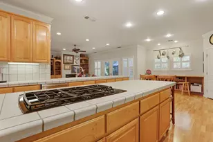 3437 Waterfront Cir, Stockton, CA 95209 - Photo 38