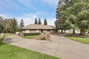 12963 Springtime Ln, Galt, CA 95632 - Photo 6