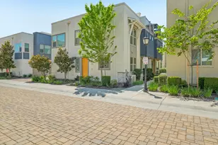 228 Box Ln, Sacramento, CA 95818 - Photo 22