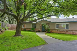 2230 Wildberry Ln, Auburn, CA 95603 - Photo 12