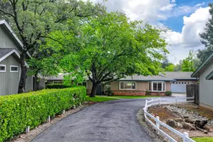 2230 Wildberry Ln, Auburn, CA 95603 - Photo 2