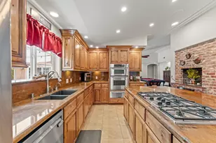 5770 Hoffman Ln, Fair Oaks, CA 95628 - Photo 4