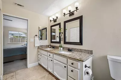6431 Fuego Way, Elk Grove, CA 95758 - Photo 32