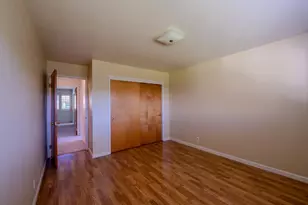 326 W Banbury Dr, Stockton, CA 95207 - Photo 22