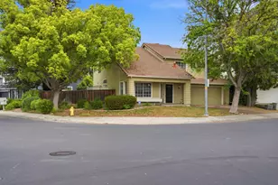 635 Menay Dr, Tracy, CA 95376 - Photo 4