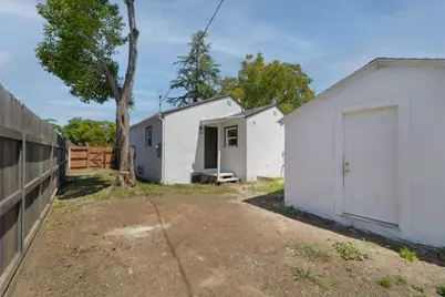 3972 17th Avenue, Sacramento, CA 95820 - Photo 18