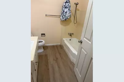 7626 Brentwood Drive, Stockton, CA 95207 - Photo 12