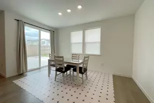 8770 Marygold Wy, Elk Grove, CA 95624 - Photo 14