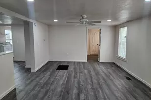 633 B St, Yuba City, CA 95991 - Photo 4