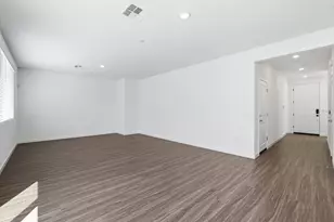 1243 Leonhardt Loop, Lincoln, CA 95648 - Photo 4