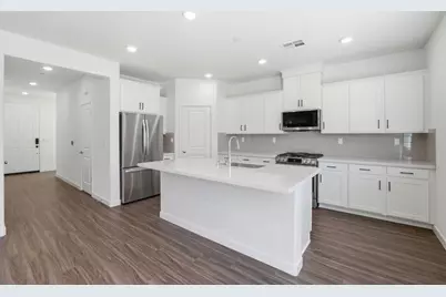 1243 Leonhardt Loop, Lincoln, CA 95648 - Photo 2