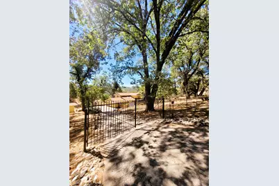 9985 Wendell Road, Mountain Ranch, CA 95246 - Photo 16