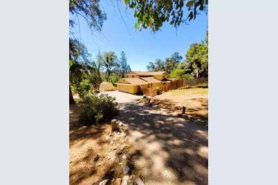 9985 Wendell Road, Mountain Ranch, CA 95246 - Photo 18