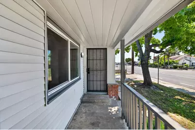 5015 Fruitridge Road, Sacramento, CA 95820 - Photo 4