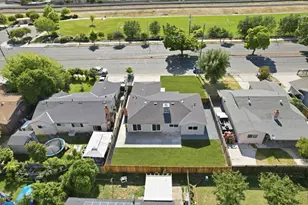 7677 Franklin Blvd, Sacramento, CA 95823 - Photo 32