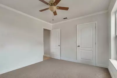 425 Burkett Avenue, Stockton, CA 95205 - Photo 30