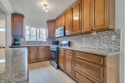 425 Burkett Avenue, Stockton, CA 95205 - Photo 16