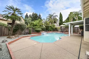 8824 Metalmark Ct, Elk Grove, CA 95624 - Photo 44