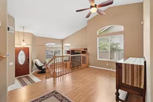 8824 Metalmark Ct, Elk Grove, CA 95624 - Photo 10