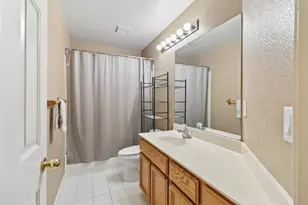 8824 Metalmark Ct, Elk Grove, CA 95624 - Photo 38