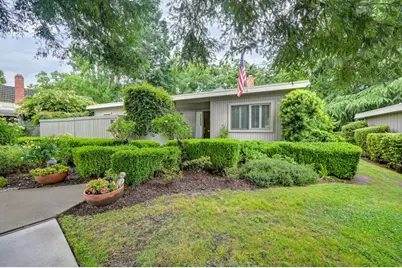 818 Commons Drive, Sacramento, CA 95825 - Photo 4
