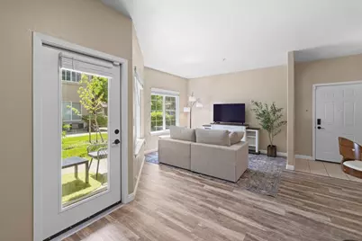 4200 E Commerce Way #2414, Sacramento, CA 95834 - Photo 4