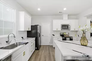 1711 Bella Lago Dr, Stockton, CA 95206 - Photo 16