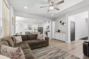 1711 Bella Lago Dr, Stockton, CA 95206 - Photo 12