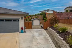 145 Sherman Ct, El Dorado Hills, CA 95762 - Photo 38