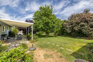 3832 Henderson Way, Carmichael, CA 95608 - Photo 26