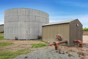 11989 N Clements Rd, Linden, CA 95236 - Photo 18