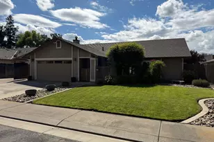 1375 Briarwood Ave, Escalon, CA 95320 - Photo 2