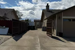 1375 Briarwood Ave, Escalon, CA 95320 - Photo 4
