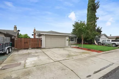 108 Ridge Drive, Lodi, CA 95240 - Photo 2