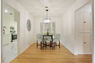 32 E McKenzie Avenue, Stockton, CA 95204 - Photo 6