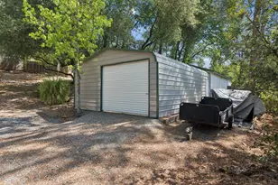 6320 Zamora Dr, Placerville, CA 95667 - Photo 14