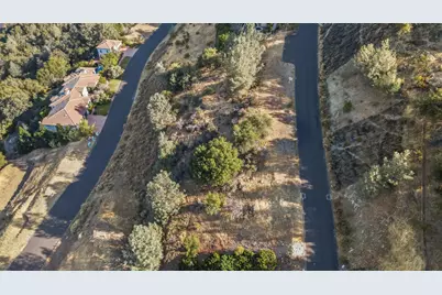 1166 Clearview Drive, El Dorado Hills, CA 95762 - Photo 12