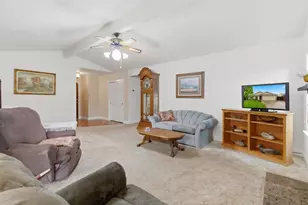 8209 Cottongin Way, Sacramento, CA 95828 - Photo 12