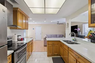 2049 Las Coches Way, Sacramento, CA 95833 - Photo 12