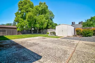 9181 Lujan Dr, Elk Grove, CA 95624 - Photo 24
